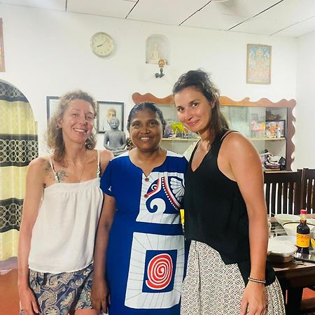 Chithra Homestay Tangalle Eksteriør billede