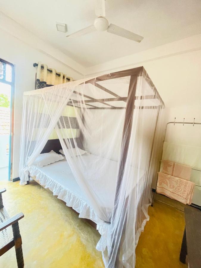 Chithra Homestay Tangalle Eksteriør billede