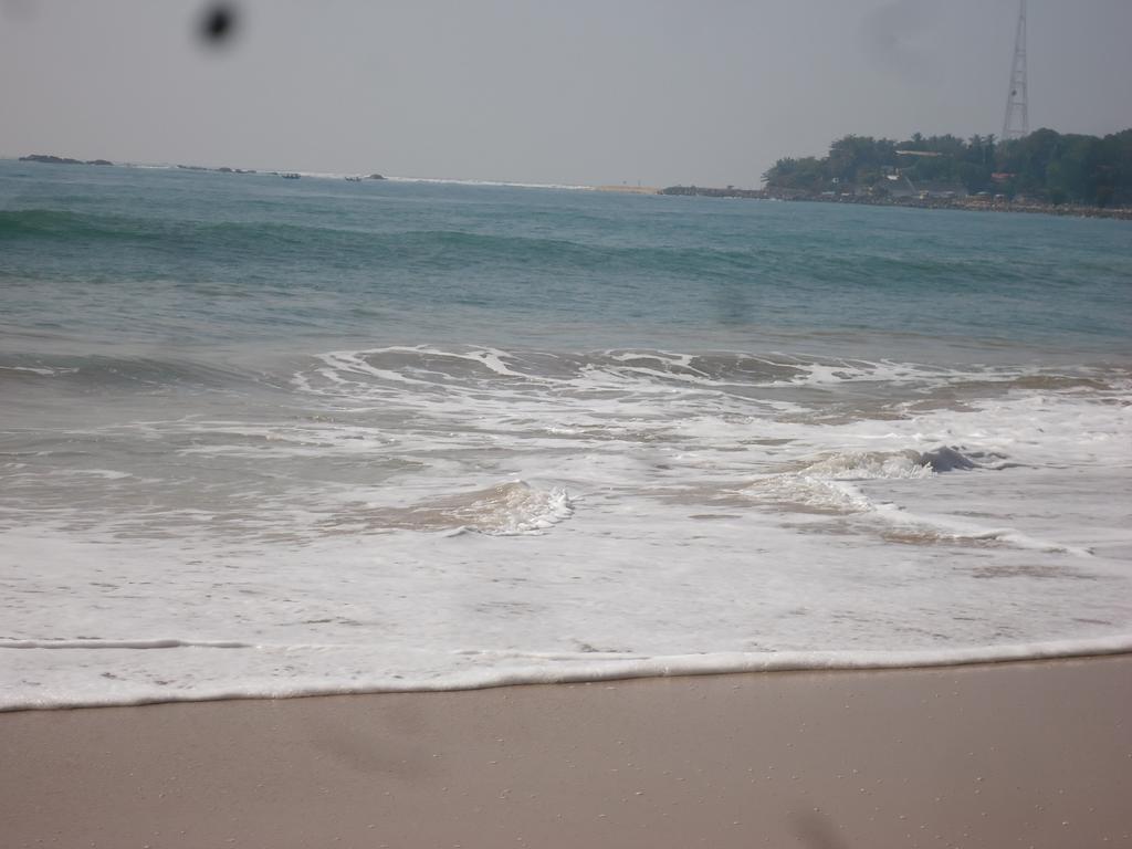 Chithra Homestay Tangalle Eksteriør billede