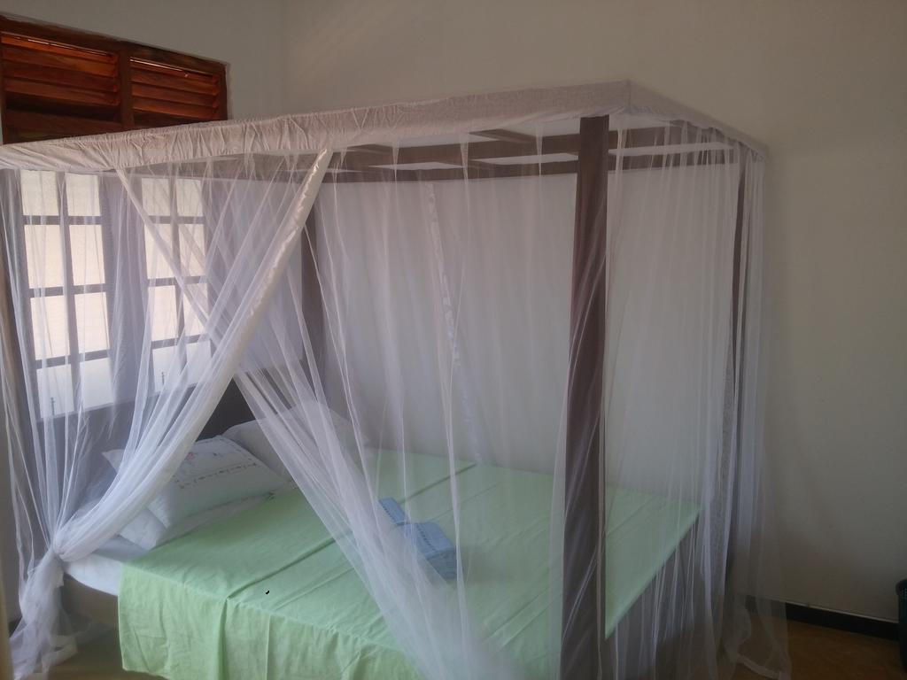 Chithra Homestay Tangalle Eksteriør billede