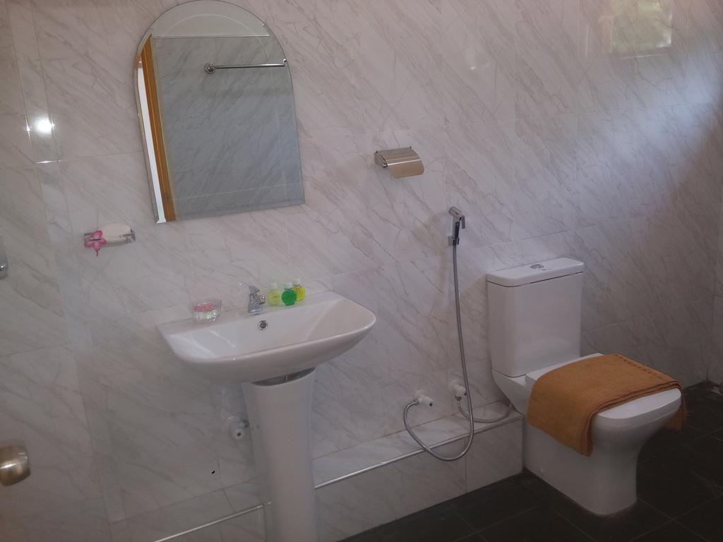 Chithra Homestay Tangalle Eksteriør billede