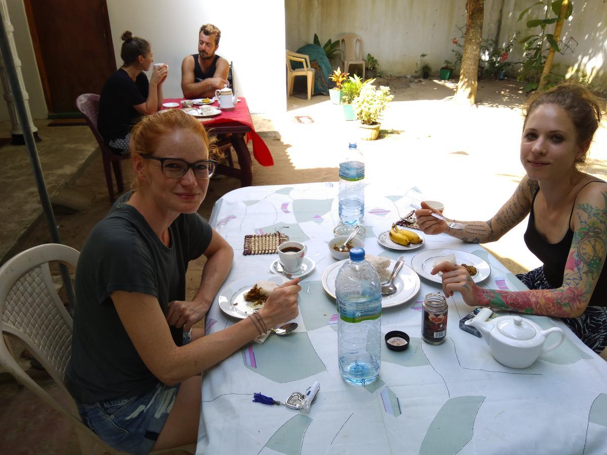 Chithra Homestay Tangalle Eksteriør billede