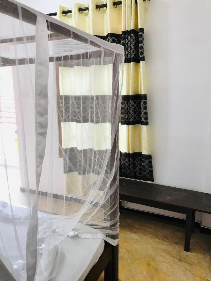 Chithra Homestay Tangalle Eksteriør billede